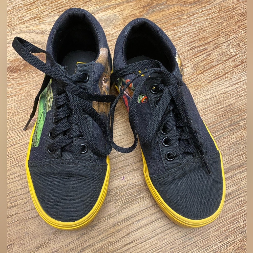 Vans National Geographic animals old skool sneakers little kids size 12